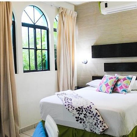 סאן סלבדור Villa Del Angel Hotel מראה חיצוני תמונה